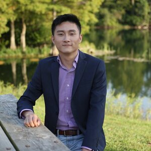 Head shot of Dr. Zhang